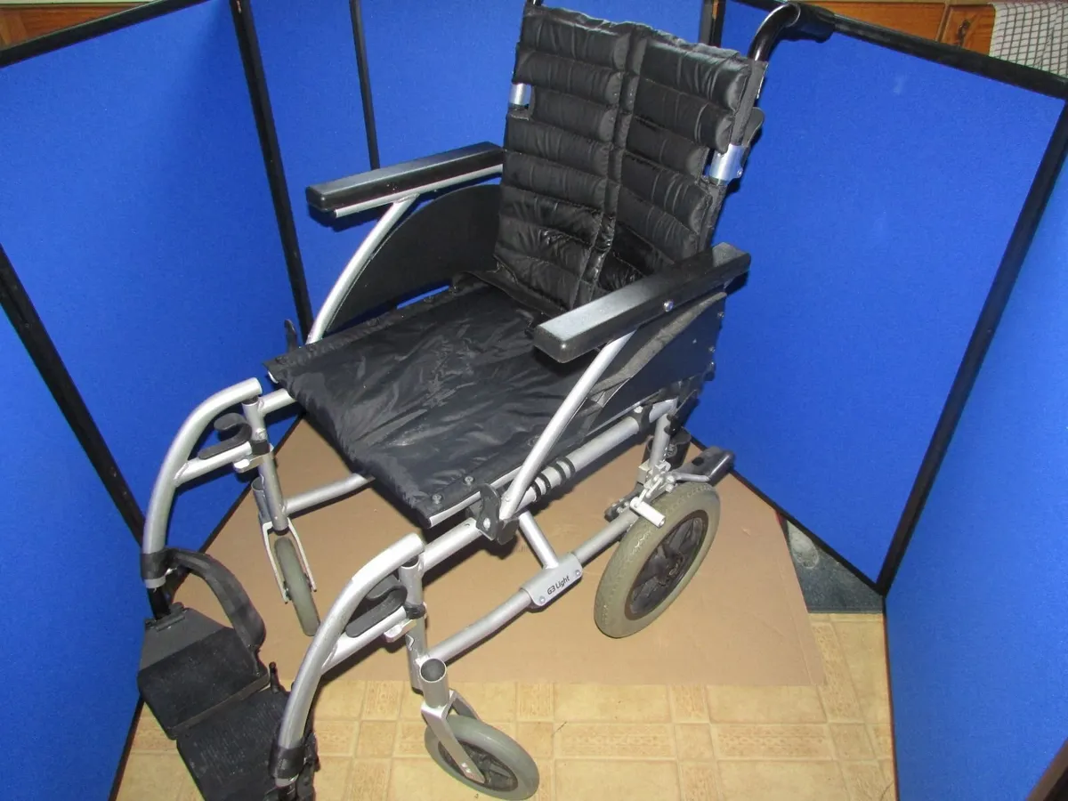 wheelchair - Image 3