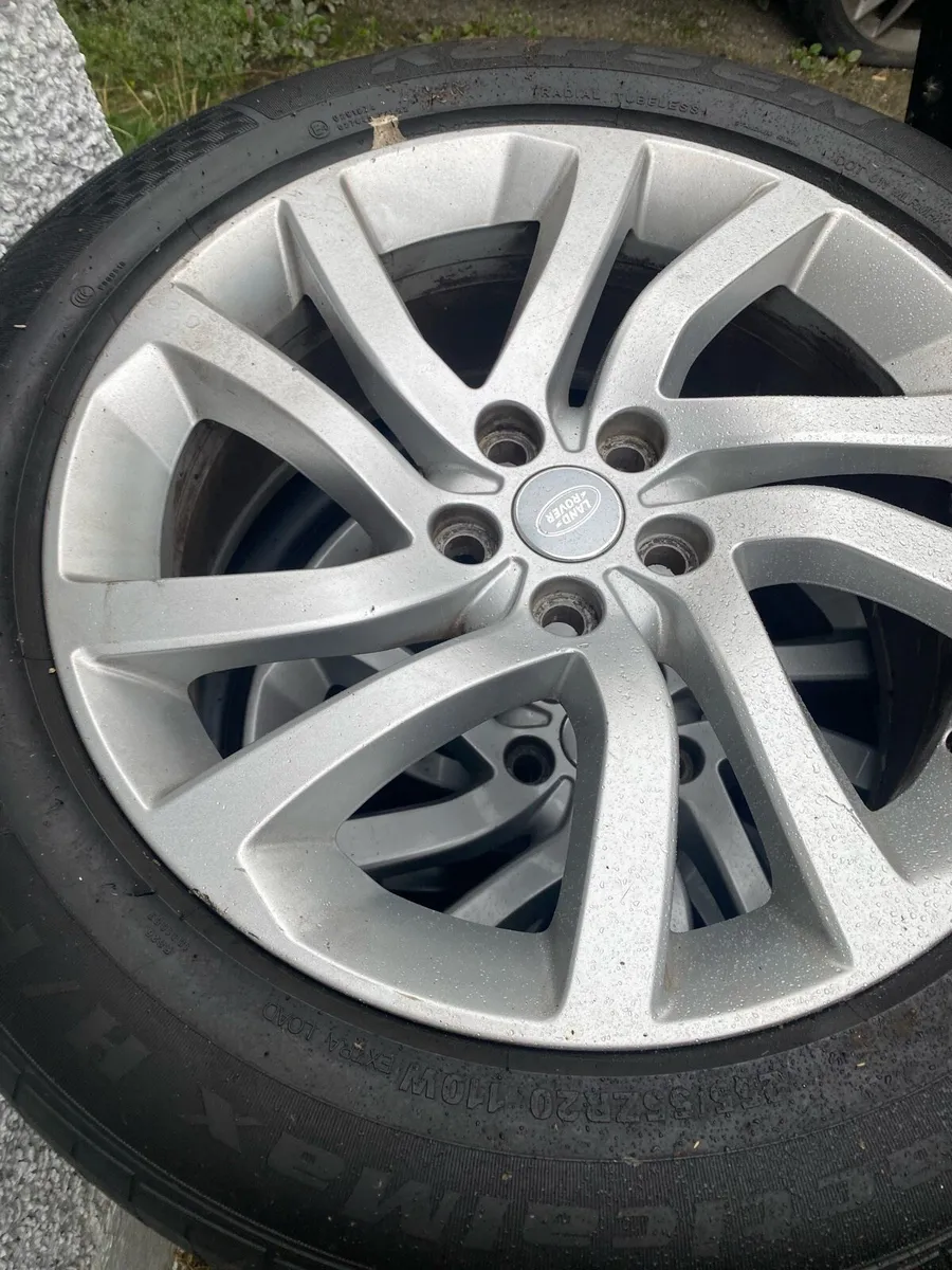 29 inch alloys for Land Rover - Image 1