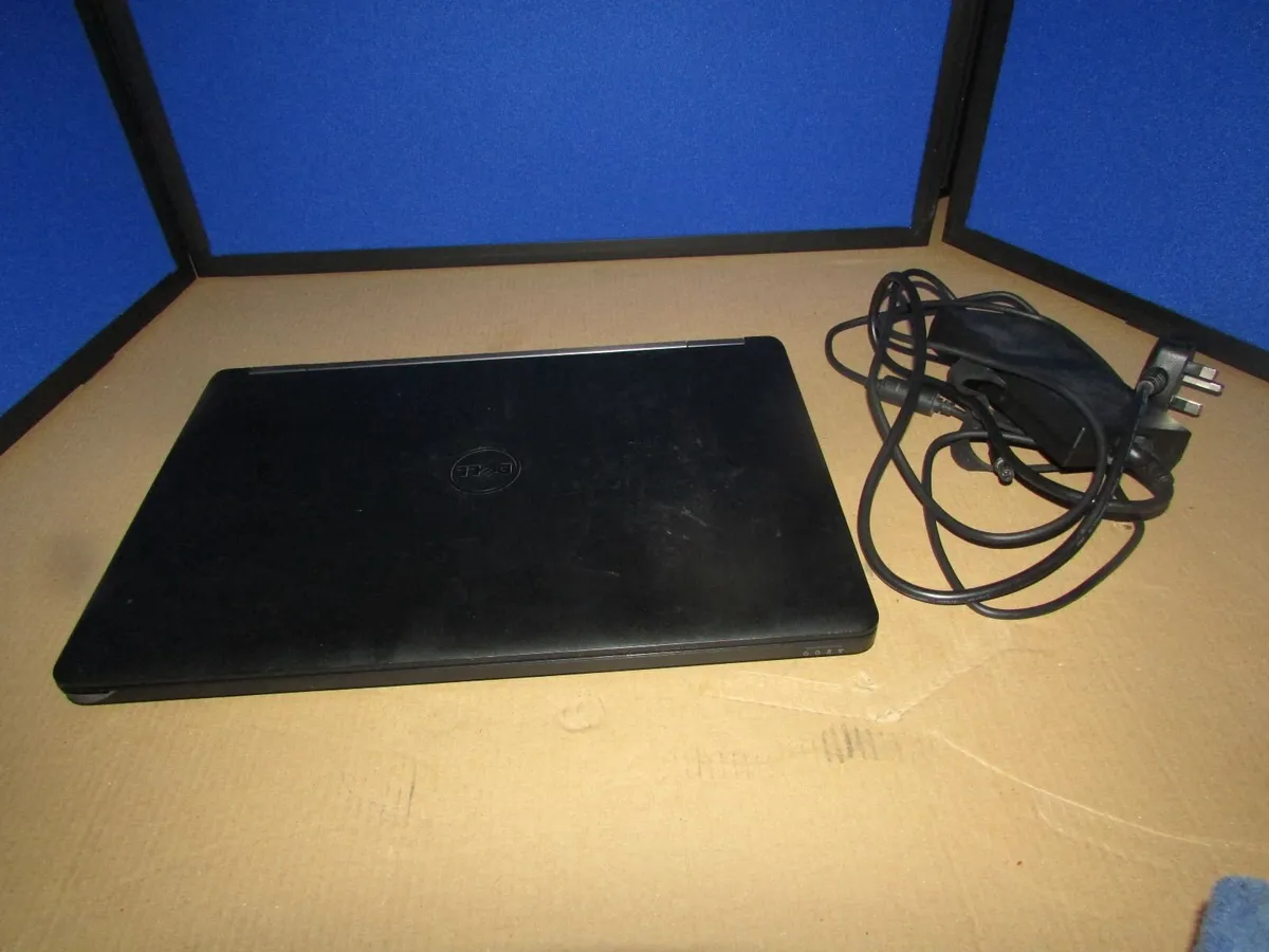 Dell Laptop - Image 4