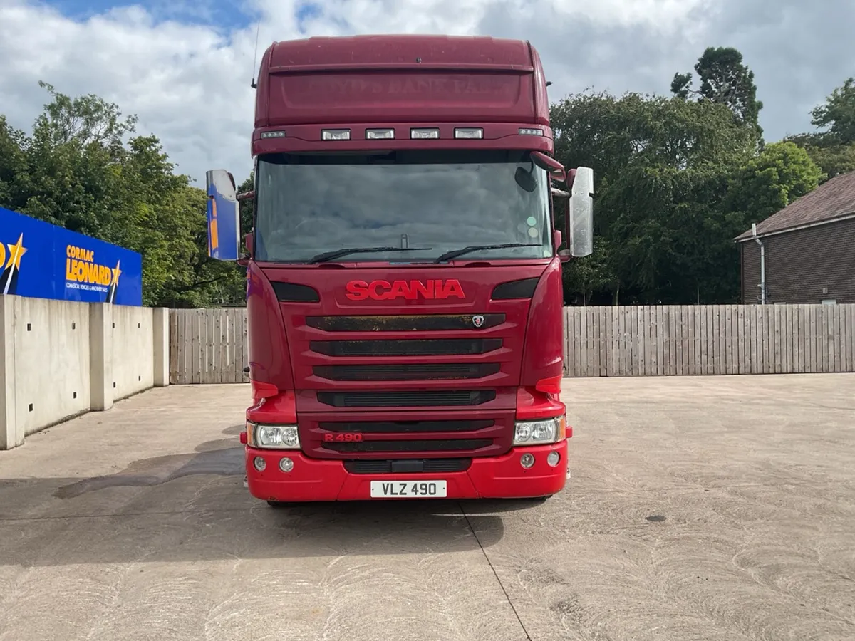 2016 SCANIA R490 6x2 Tag Axle - Image 2
