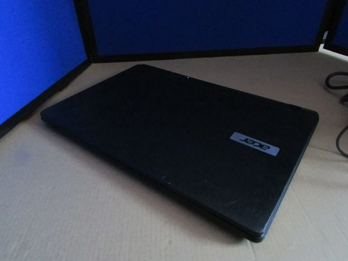 Acer Laptop - Image 4