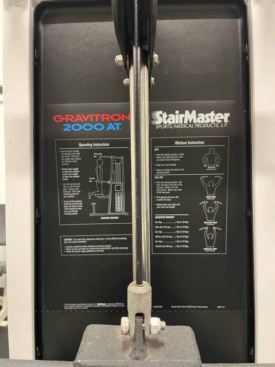 Stairmaster Assisted Dip & Pull Up Machine - Image 4