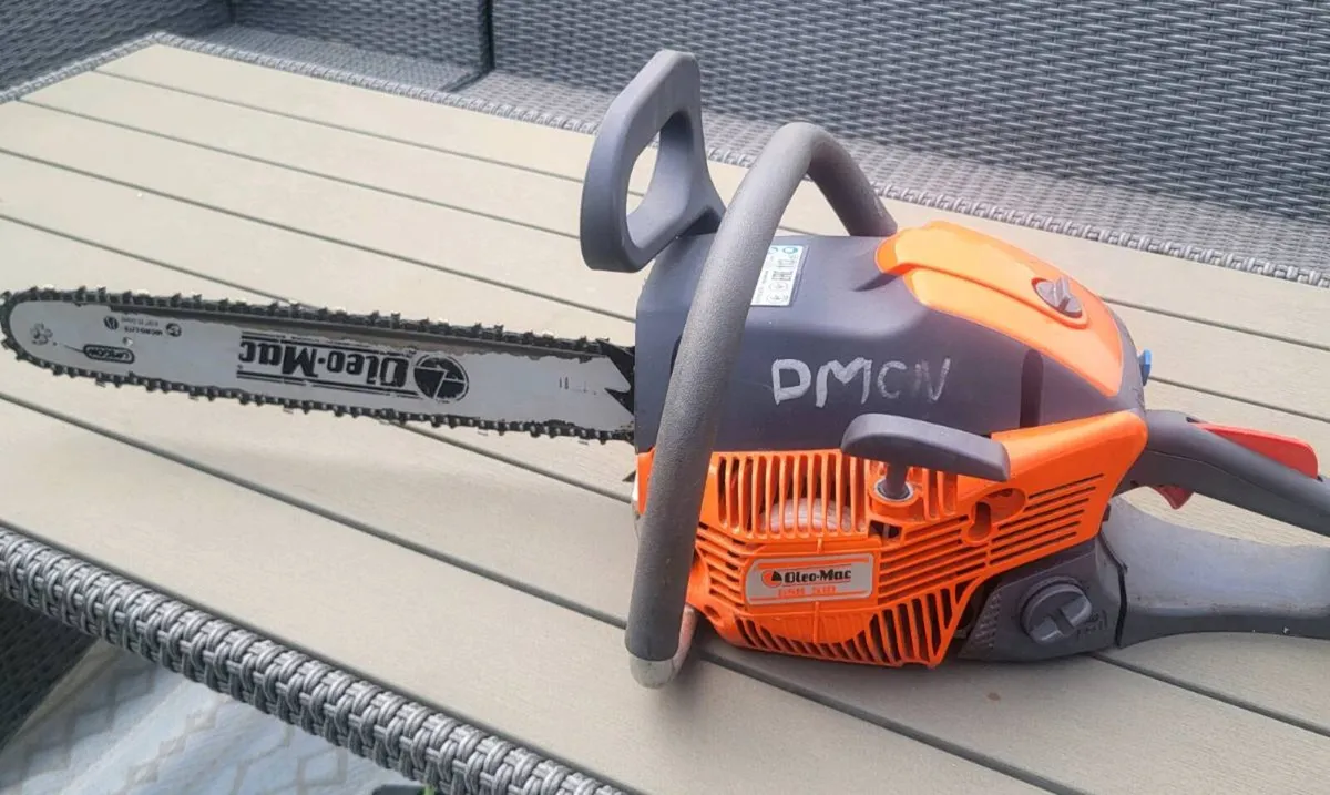 Oleo mac chainsaw - Image 1
