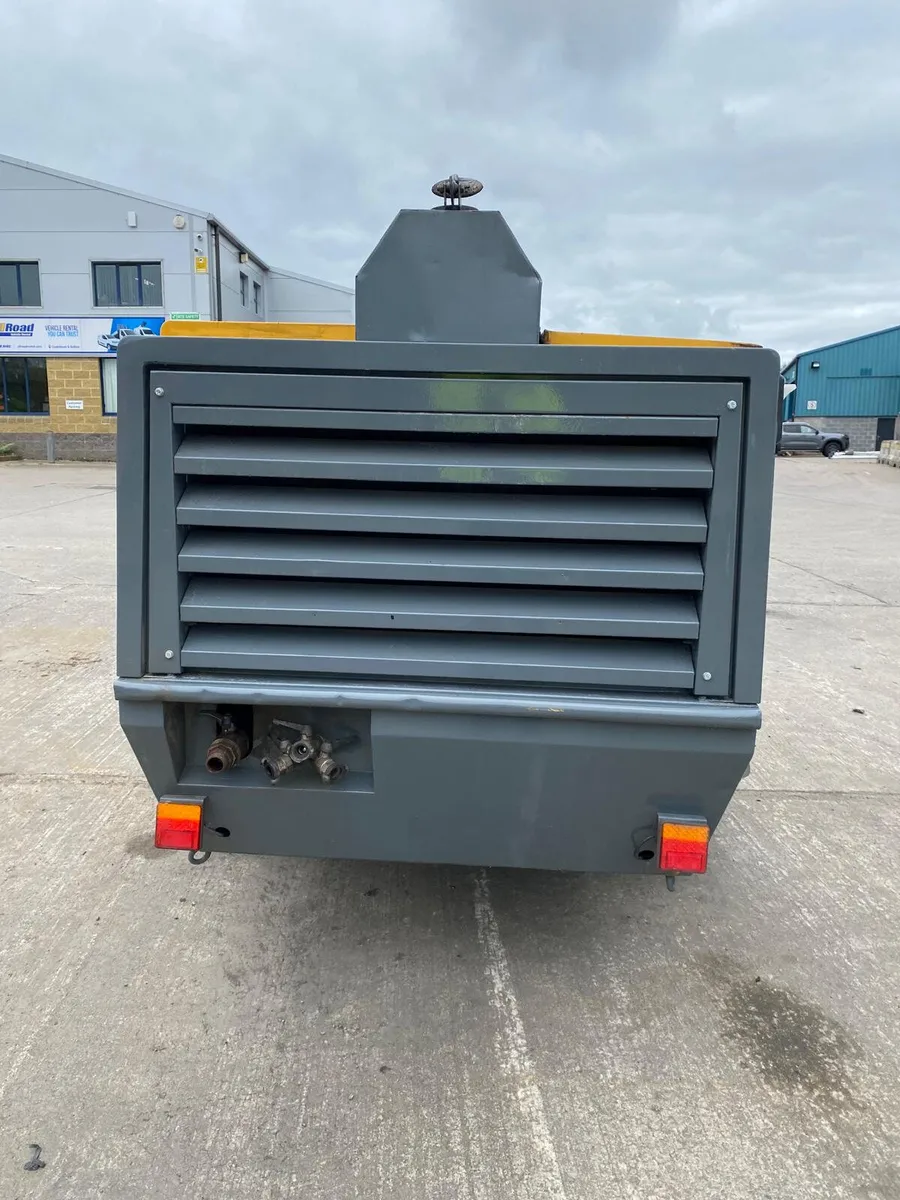 2014 ATLAS COPCO XAS186 400CFM COMPRESSOR - Image 3