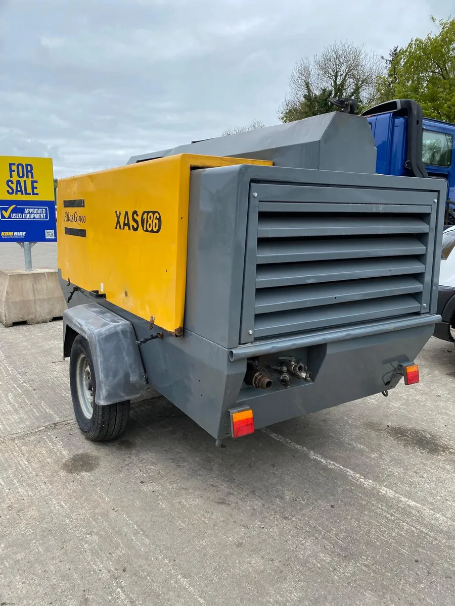 2014 ATLAS COPCO XAS186 400CFM COMPRESSOR - Image 2