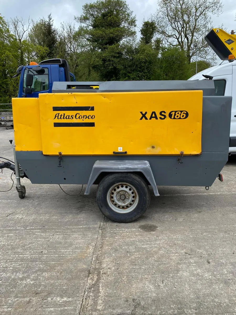 2014 ATLAS COPCO XAS186 400CFM COMPRESSOR - Image 1