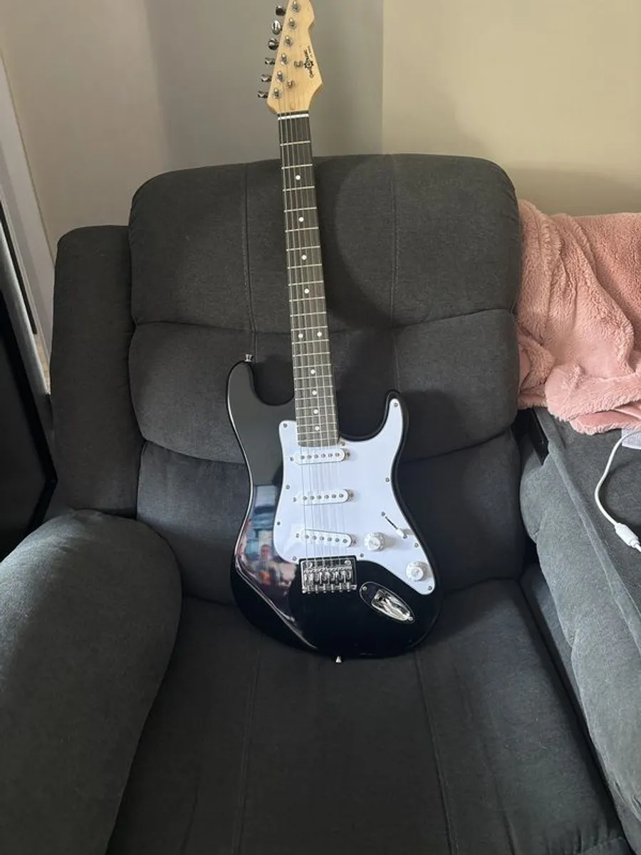Kids electric guitar - Image 2