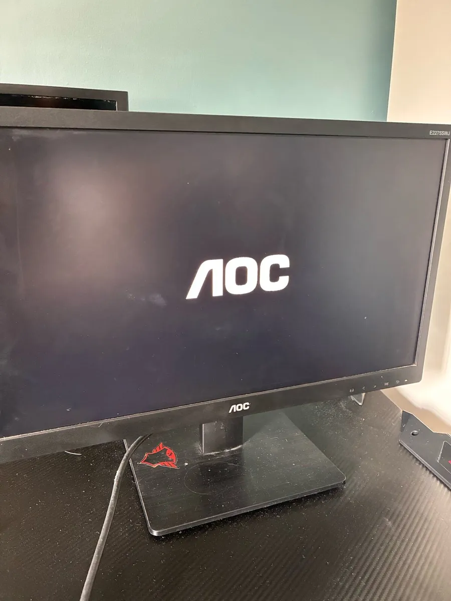 AOC monitor - Image 1