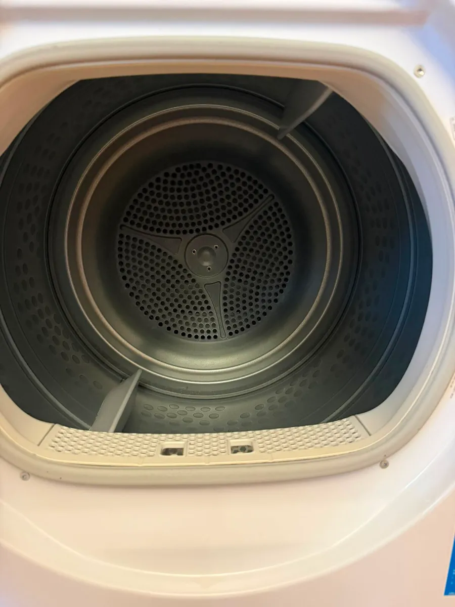 Clothes dryer - Image 3