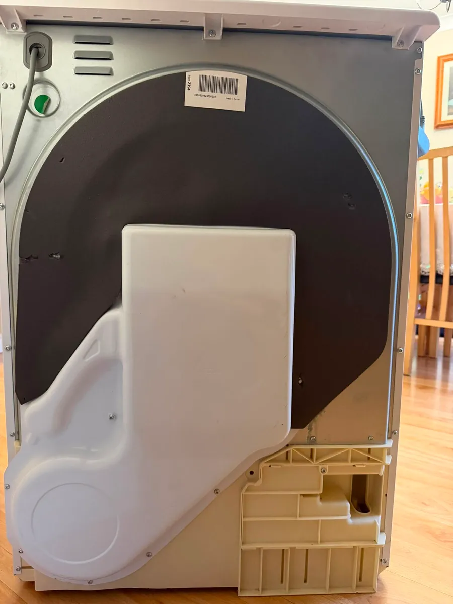 Clothes dryer - Image 4