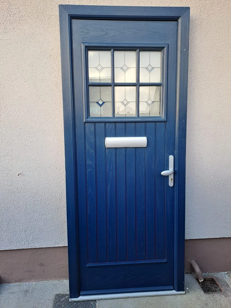 Wooden door - Image 1