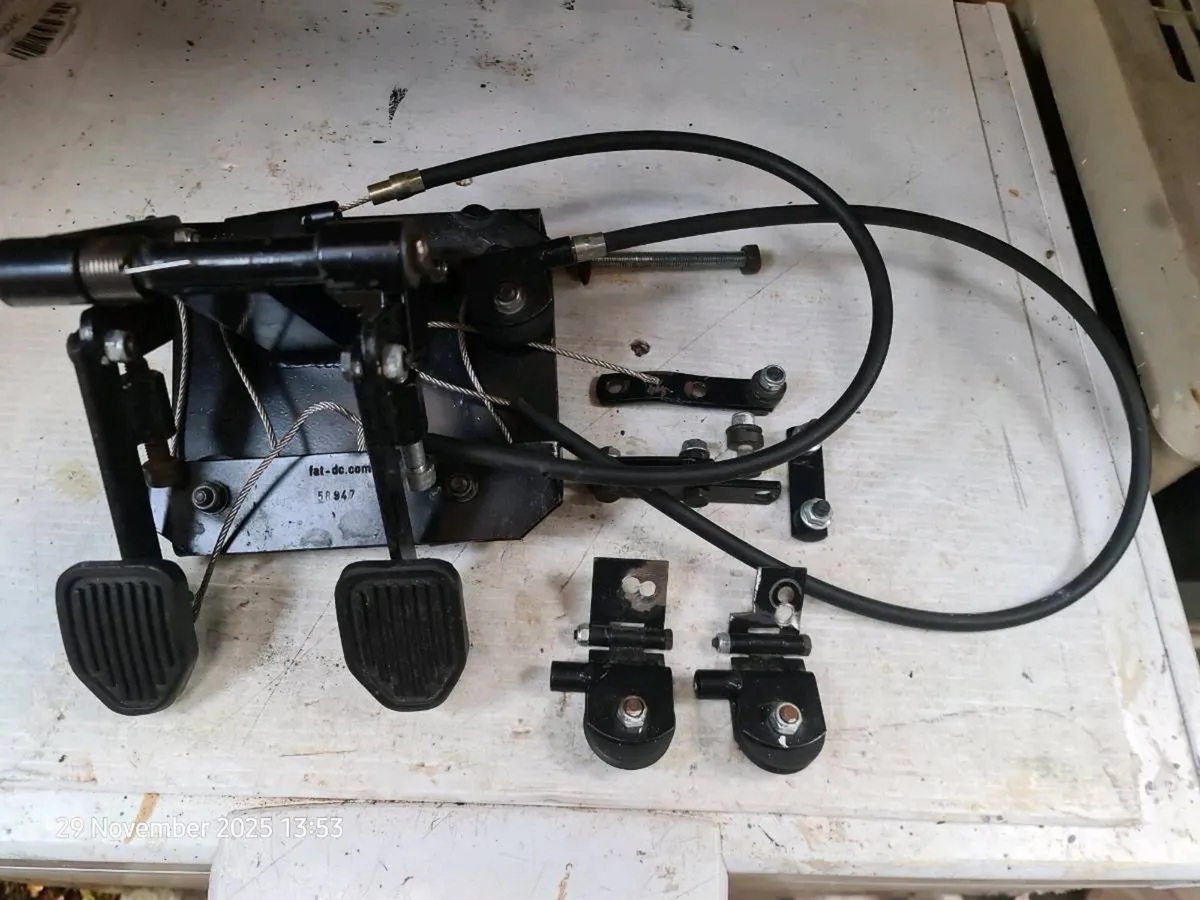Dual controls - Image 2