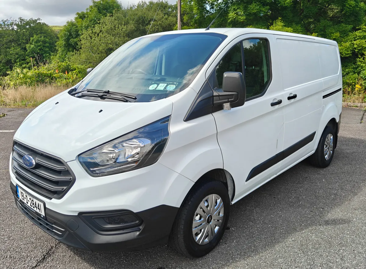 191 Ford Transit Custom - Image 4