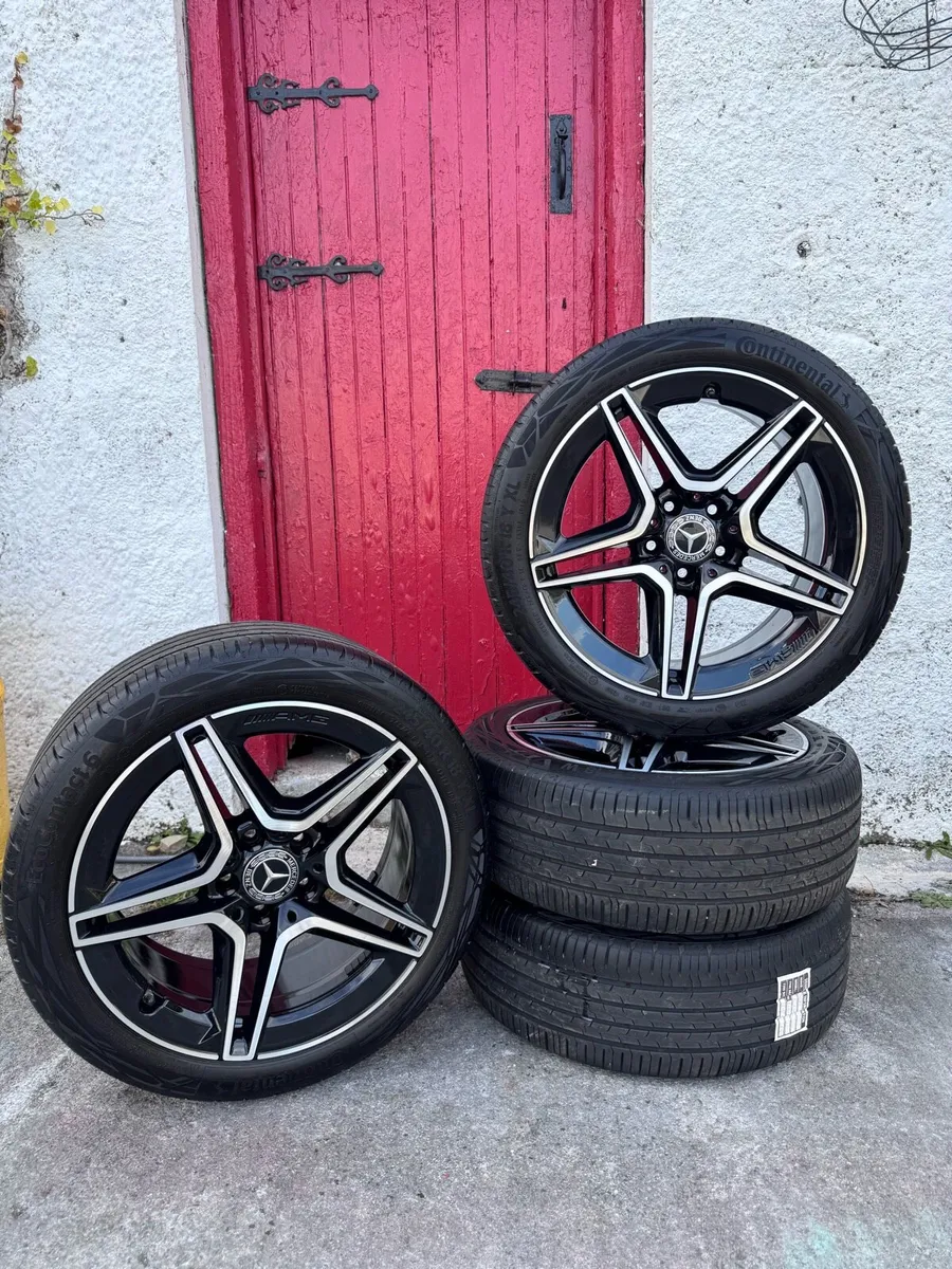 Genuine Mercedes AMG Alloys - Image 1