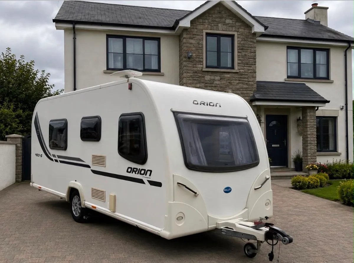 Bailey Orion 460-5 Caravan - Image 1