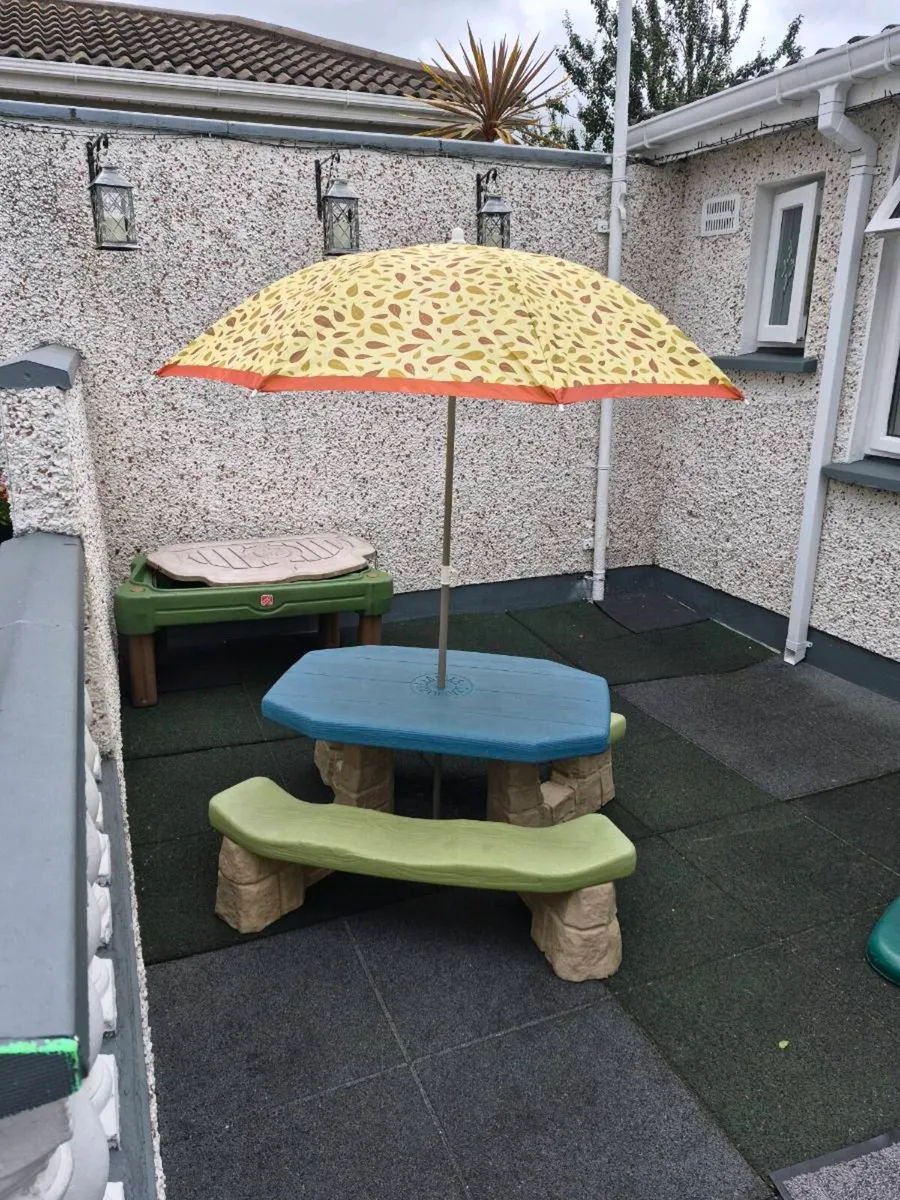 Kiddies furniture - Image 3