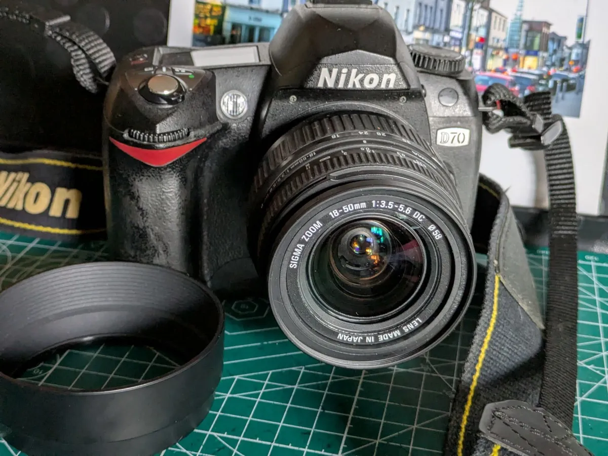 Nikon D70 CCD🌈sensor DSLR+sigma zoom lens - Image 3