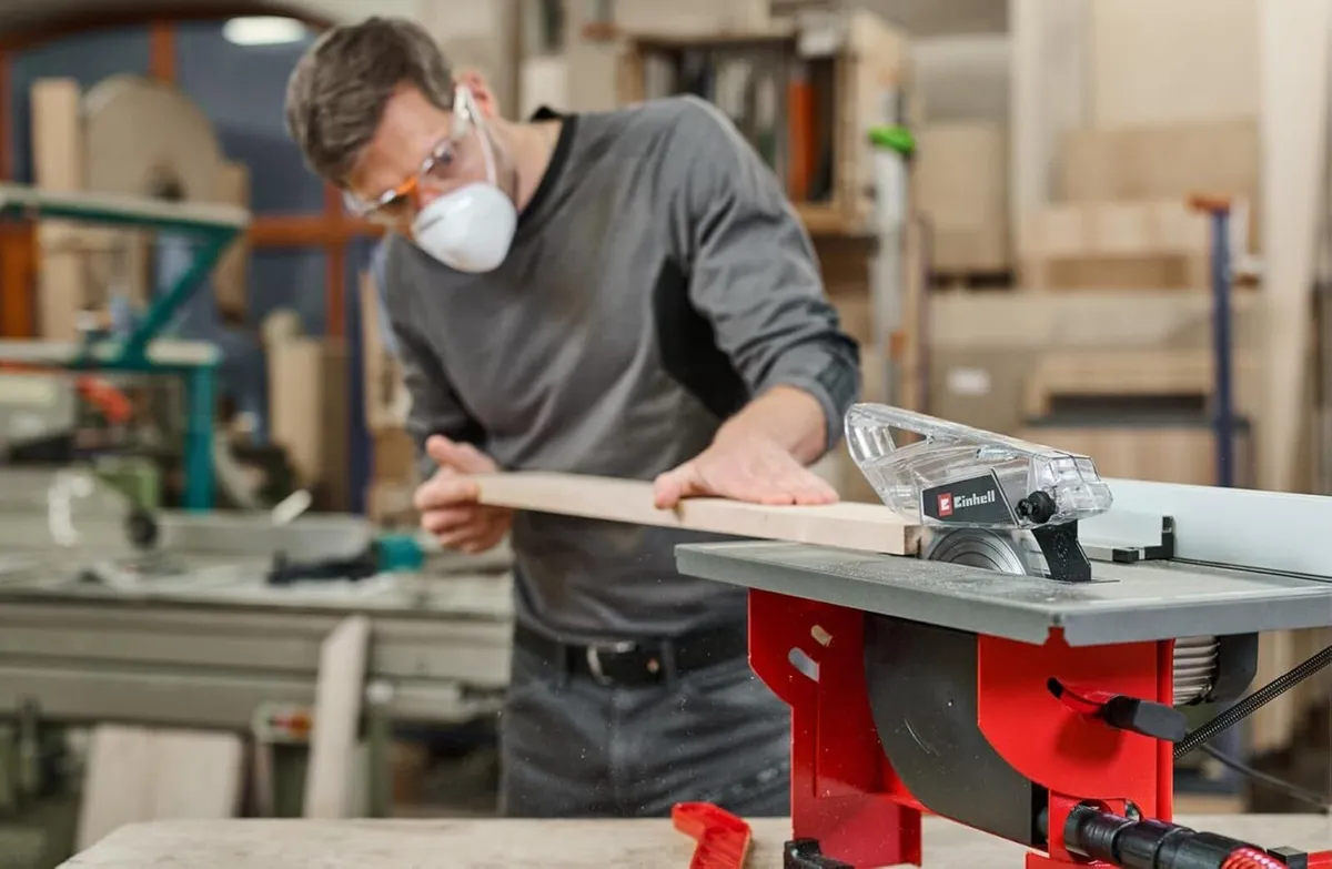 Compact Circular Bench Saw - Image 3