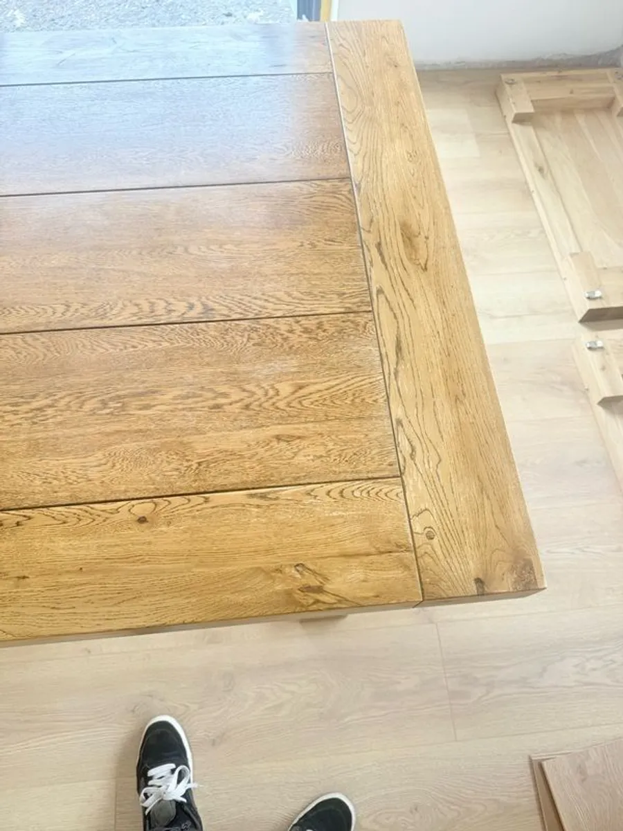 EZ Athens Solid Oak extendable dining table - Image 4