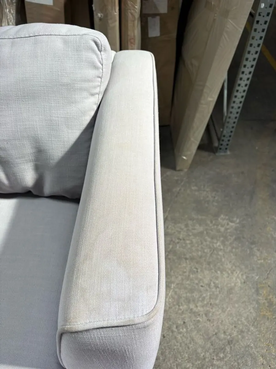 sofa - Image 3