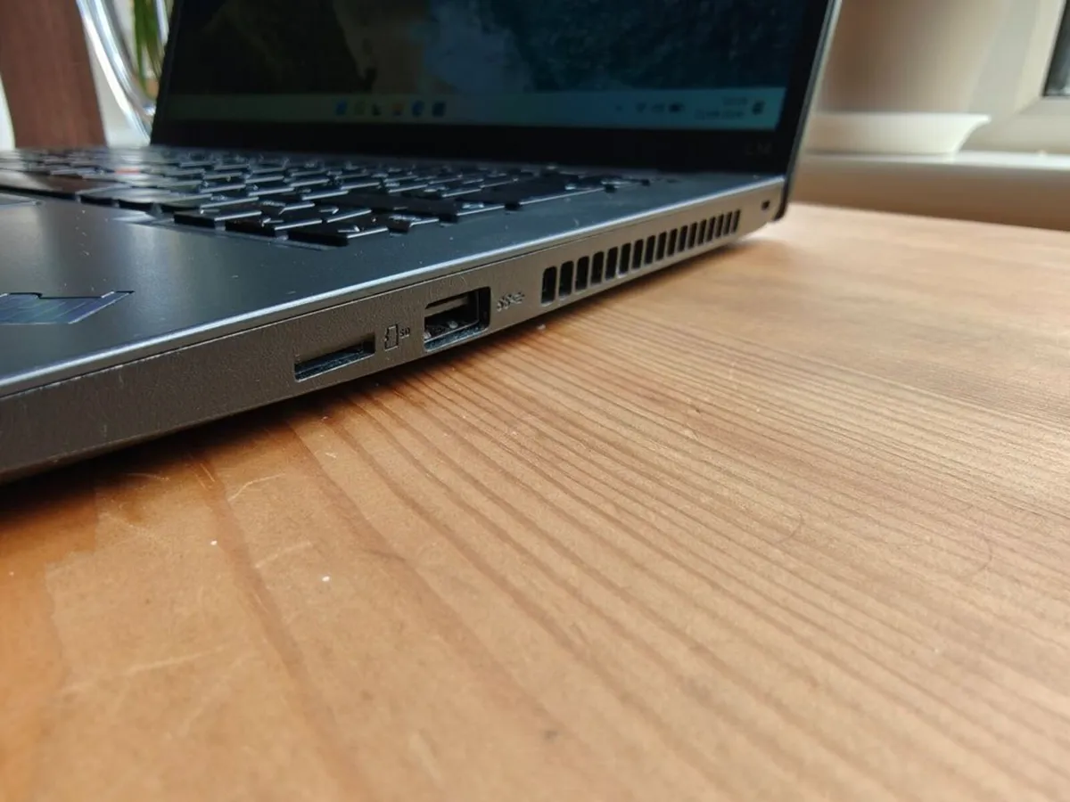 Lenovo ThinkPad L14 Gen4 Laptop | i7 (13th gen) | - Image 3