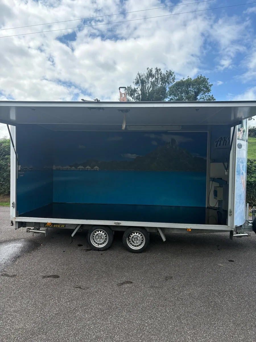Event trailer - Image 1