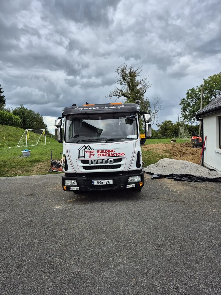 131 Iveco 75E 17 Euro cargo tipper - Image 1