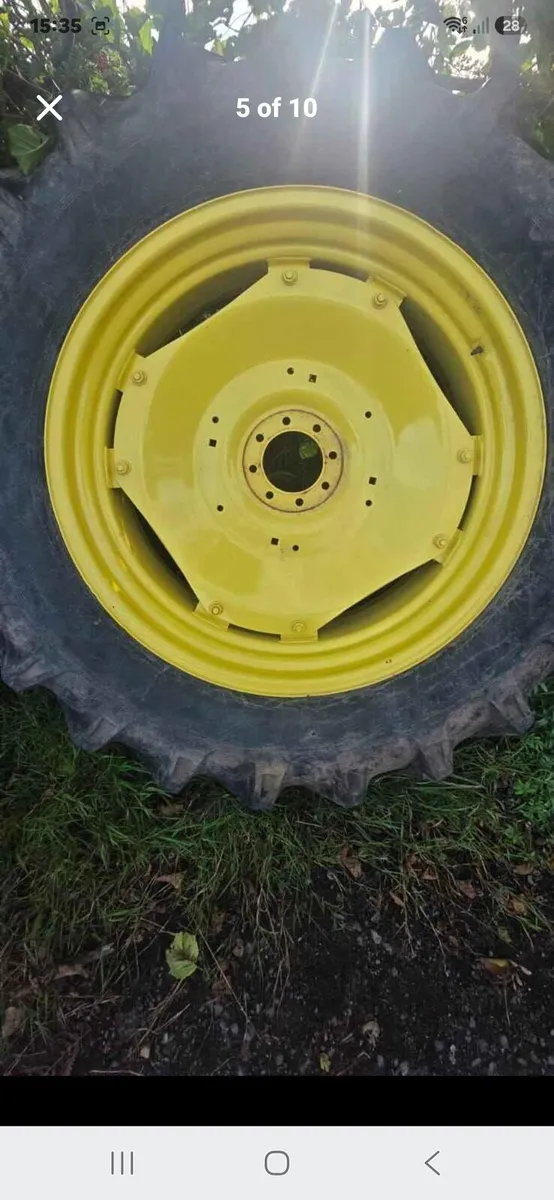 John deer wheels and tyres - Image 1