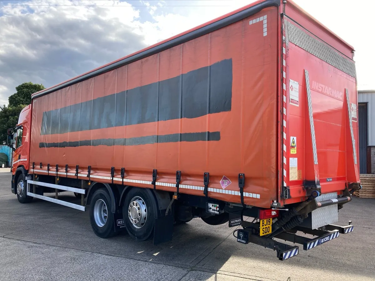 2019 Scania G280 6x2 30 ft curtainside - Image 3