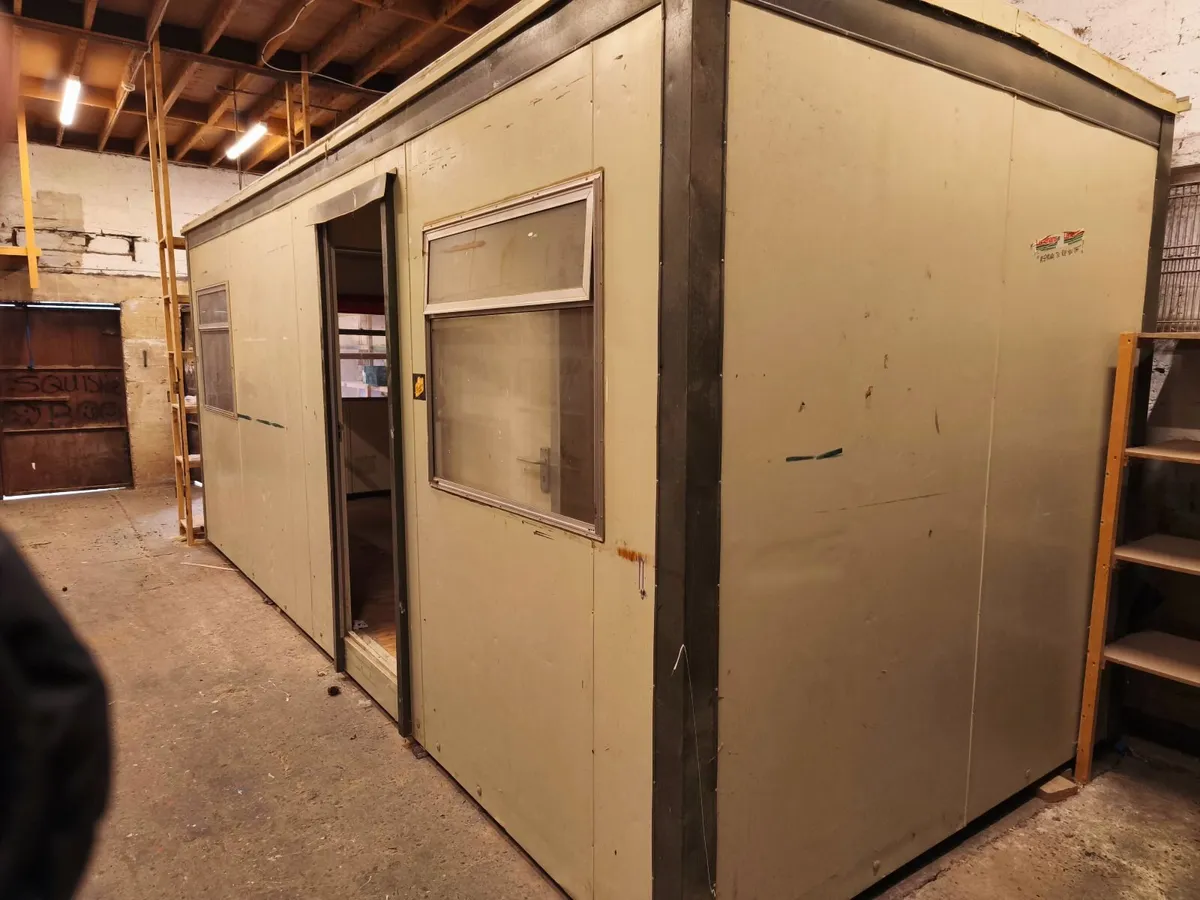 Office cabin - Image 4