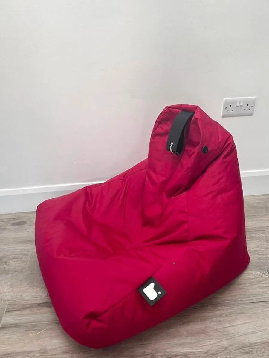Beanbag (Extreme Lounging) - Image 3