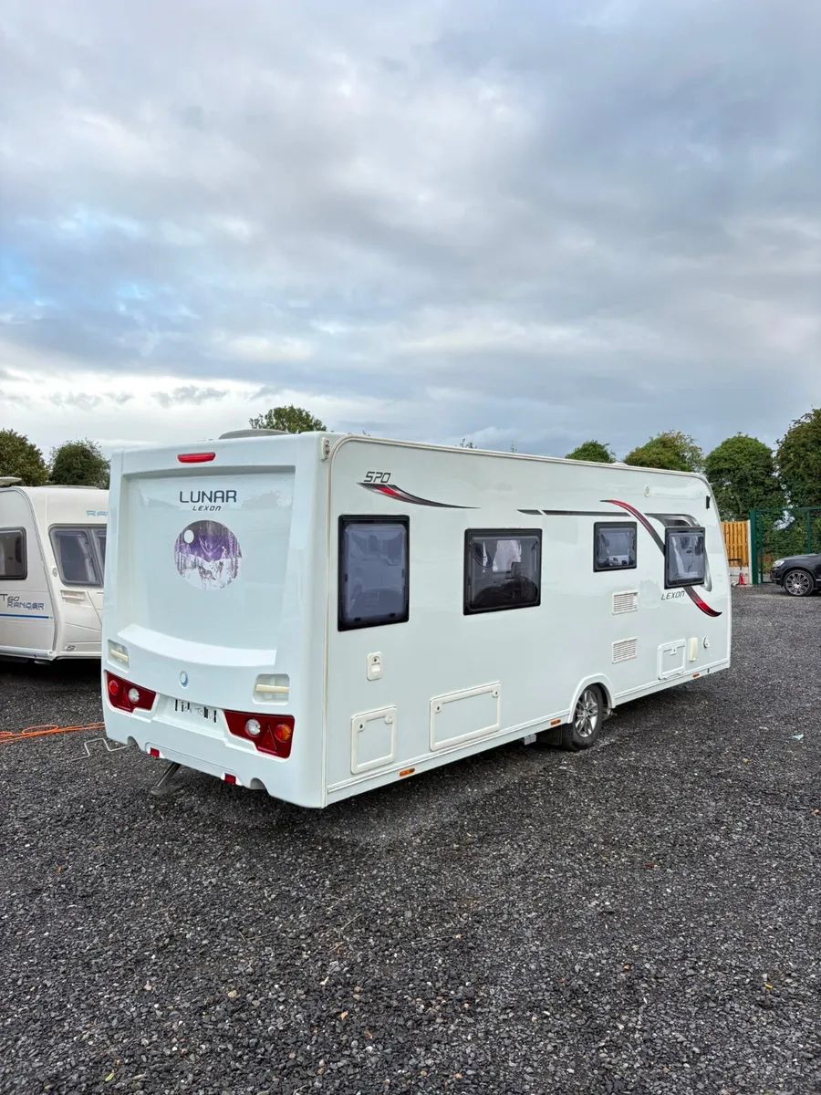 Lunar Lexon 570 4berth caravan - Image 3