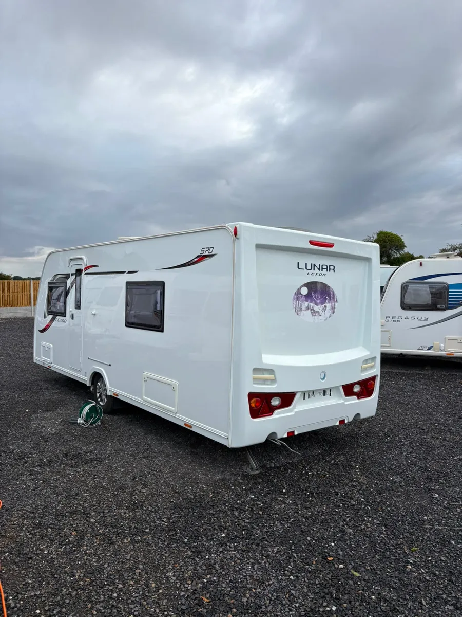 Lunar Lexon 570 4berth caravan - Image 4