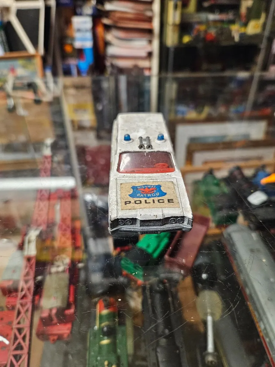 Matchbox Superkings Police Car - Image 2