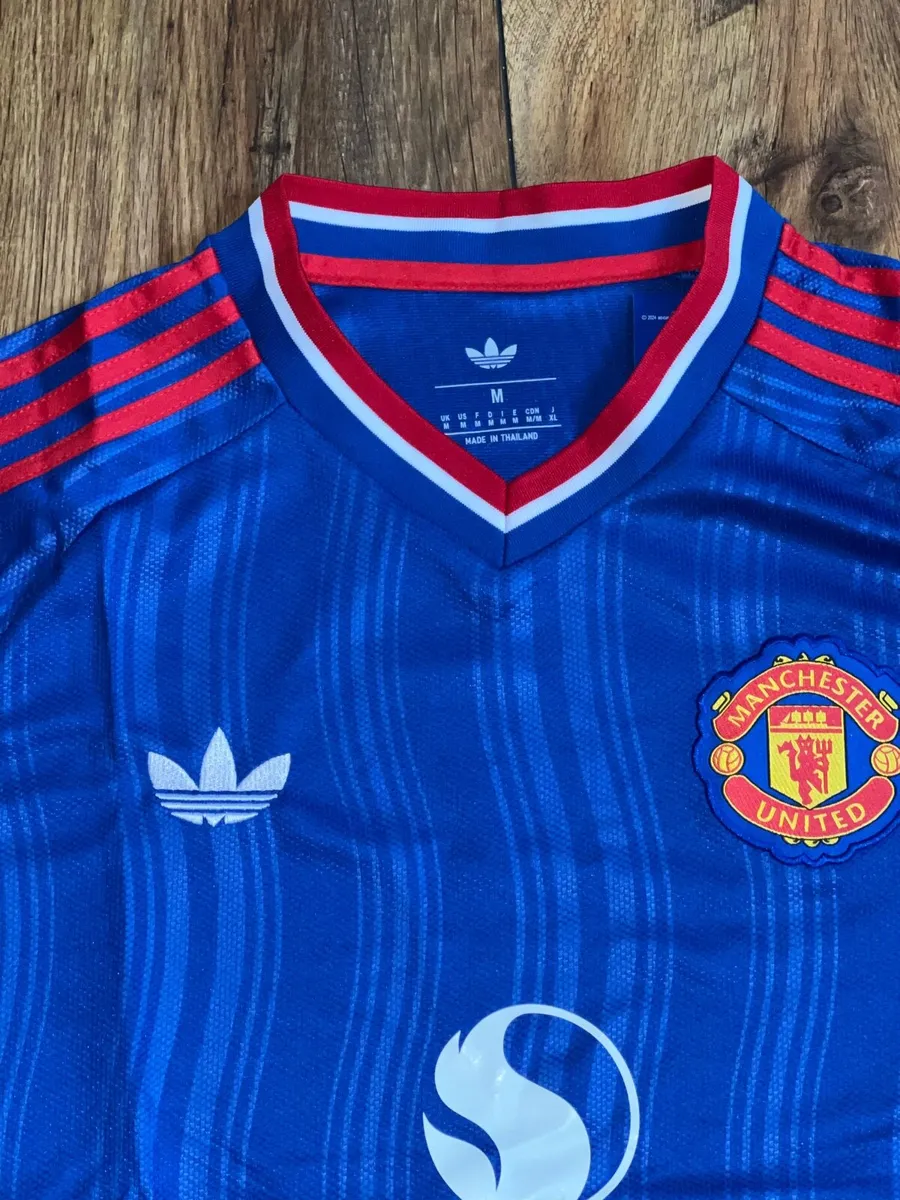 Man United Jersey - Image 3