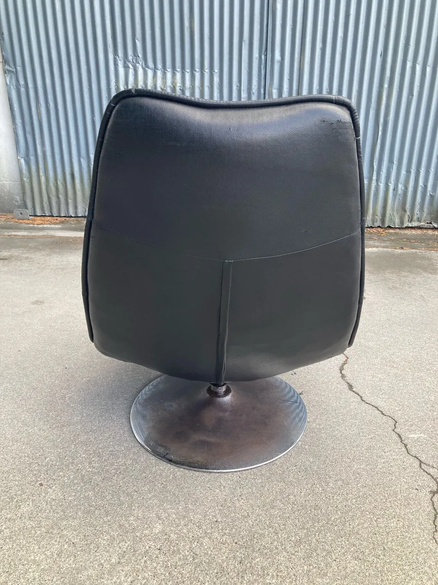 Vintage Spaceage Lounge Chair - Open Sat 22nd Aug - Image 4