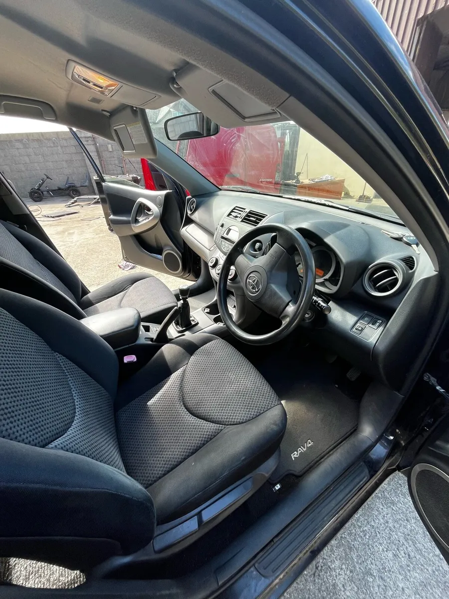 2008 rav 4 - Image 4