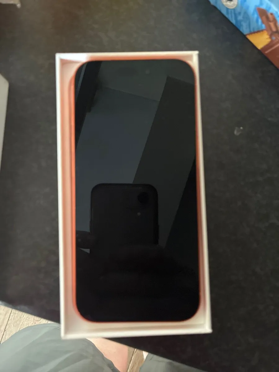 iPhone 17 pro 256gb - Image 2