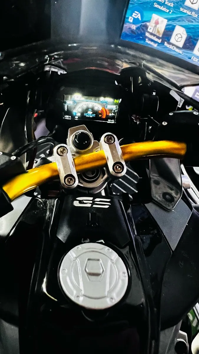 BMW Motocyclel - Image 2