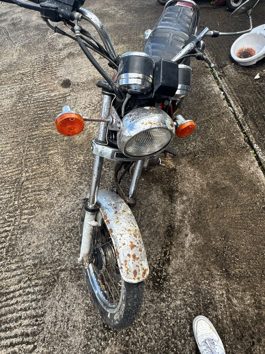 suzuki gn 250 - Image 4