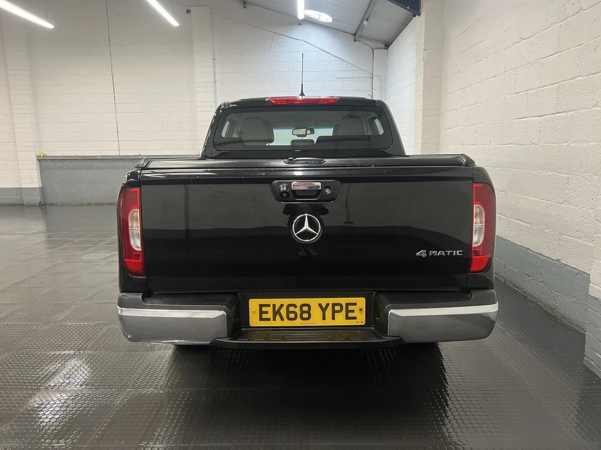 2018 Mercedes-Benz X Class PickUp Van - Image 4