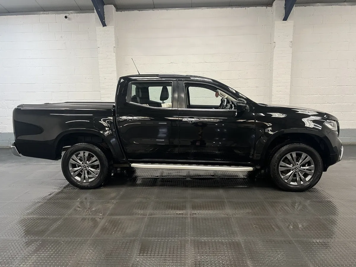 2018 Mercedes-Benz X Class PickUp Van - Image 1