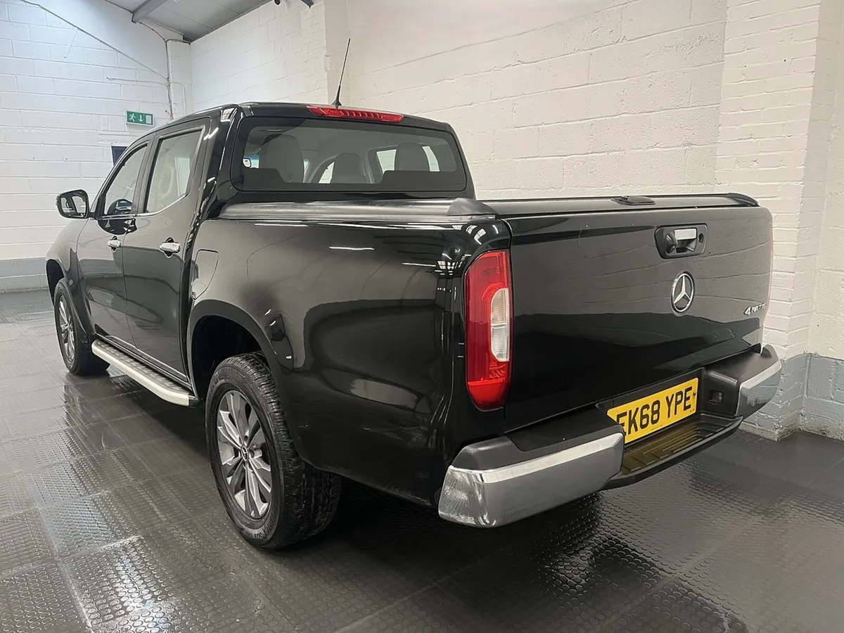 2018 Mercedes-Benz X Class PickUp Van - Image 3