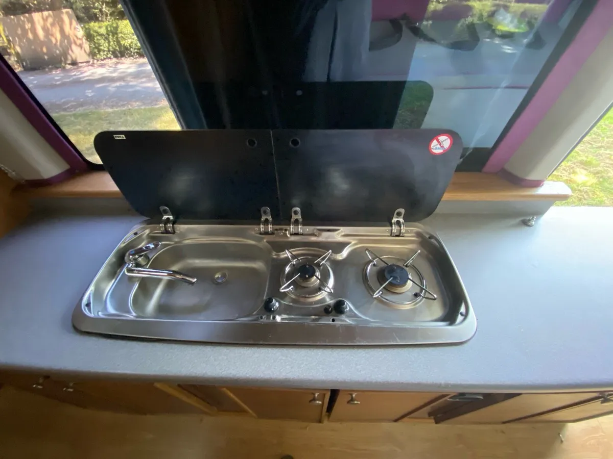 2003 Mercedes Benz CDI Sprinter Camper Van - Image 4