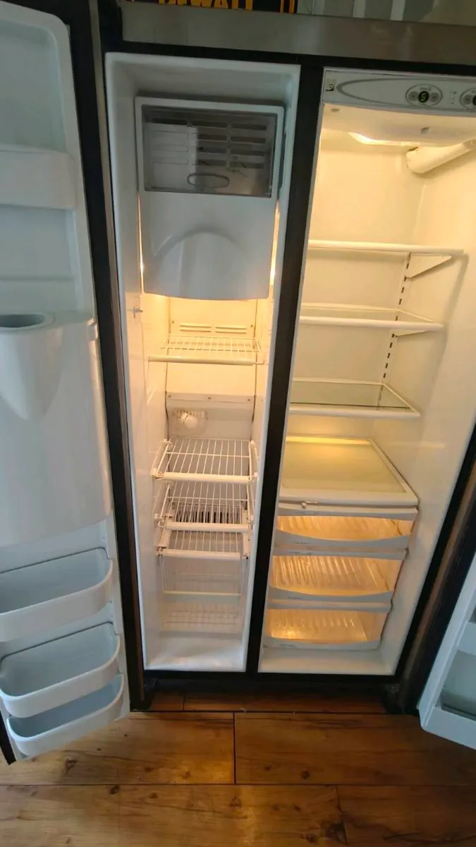 American style fridge freezer - Image 3