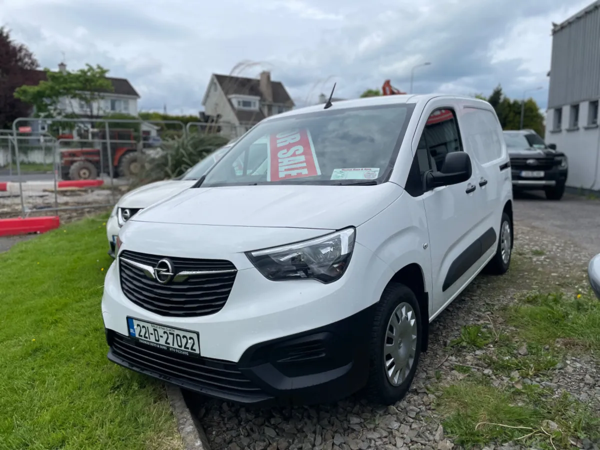 2022 Opel Combo - Image 2