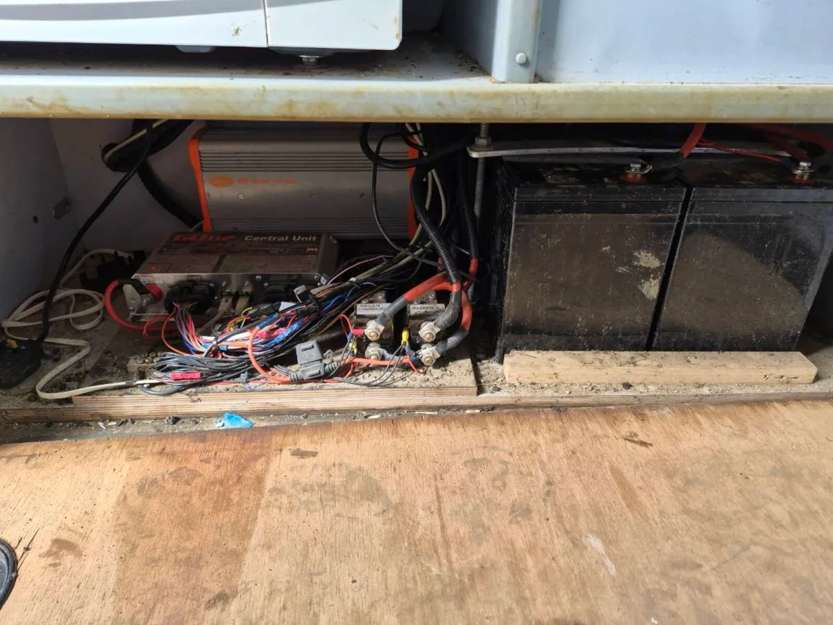 Camper Van,Easy Conversion - Image 3
