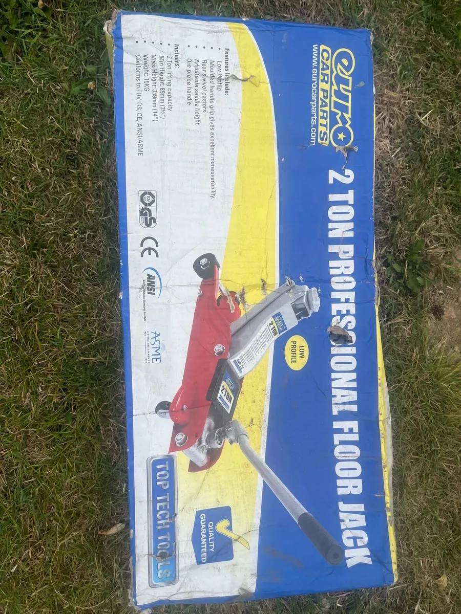 Two Tonne car jack for sale - Image 2