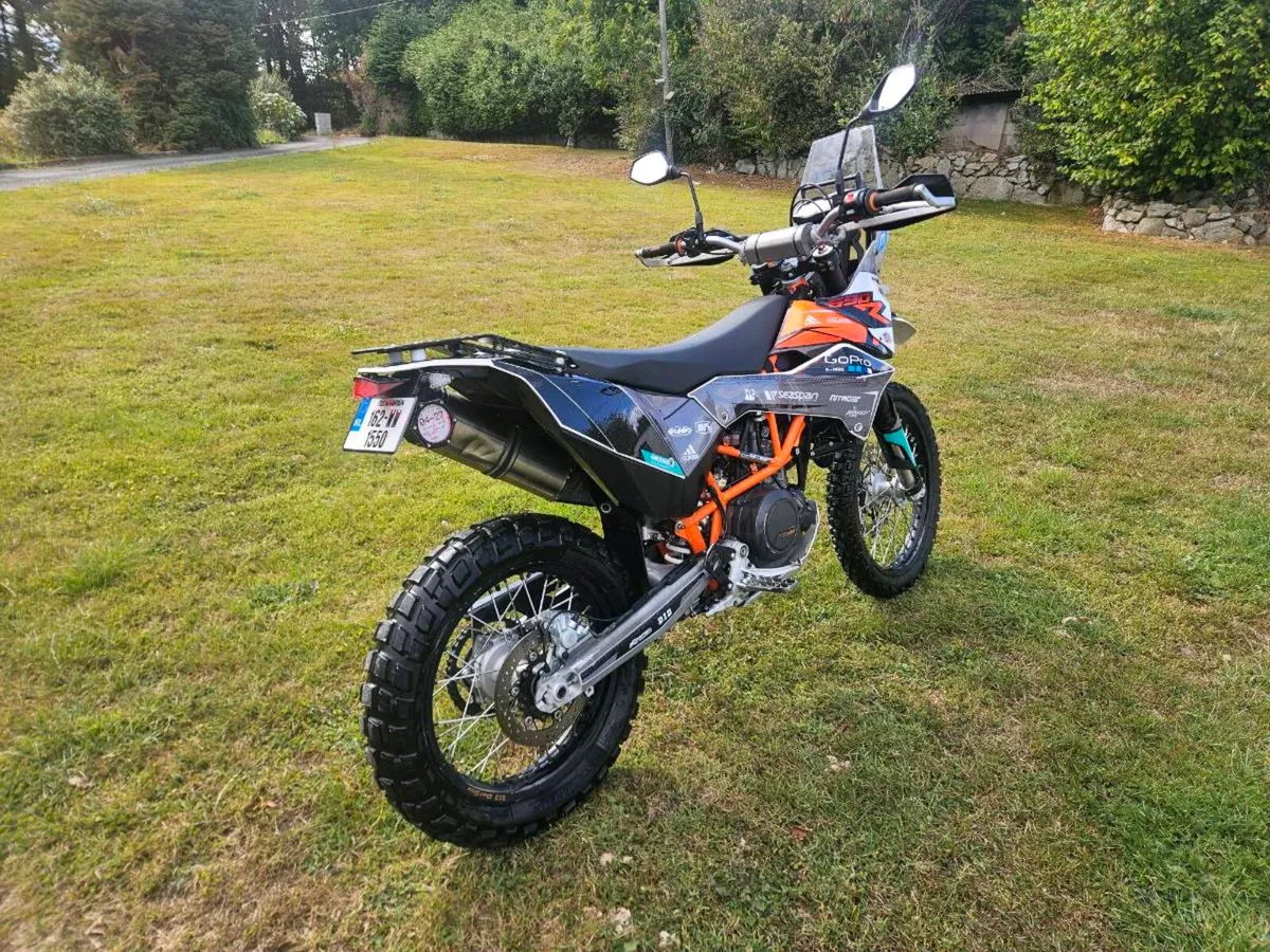 Ktm 690 enduro R - Image 2