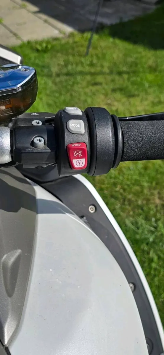 Motorbike - Image 3